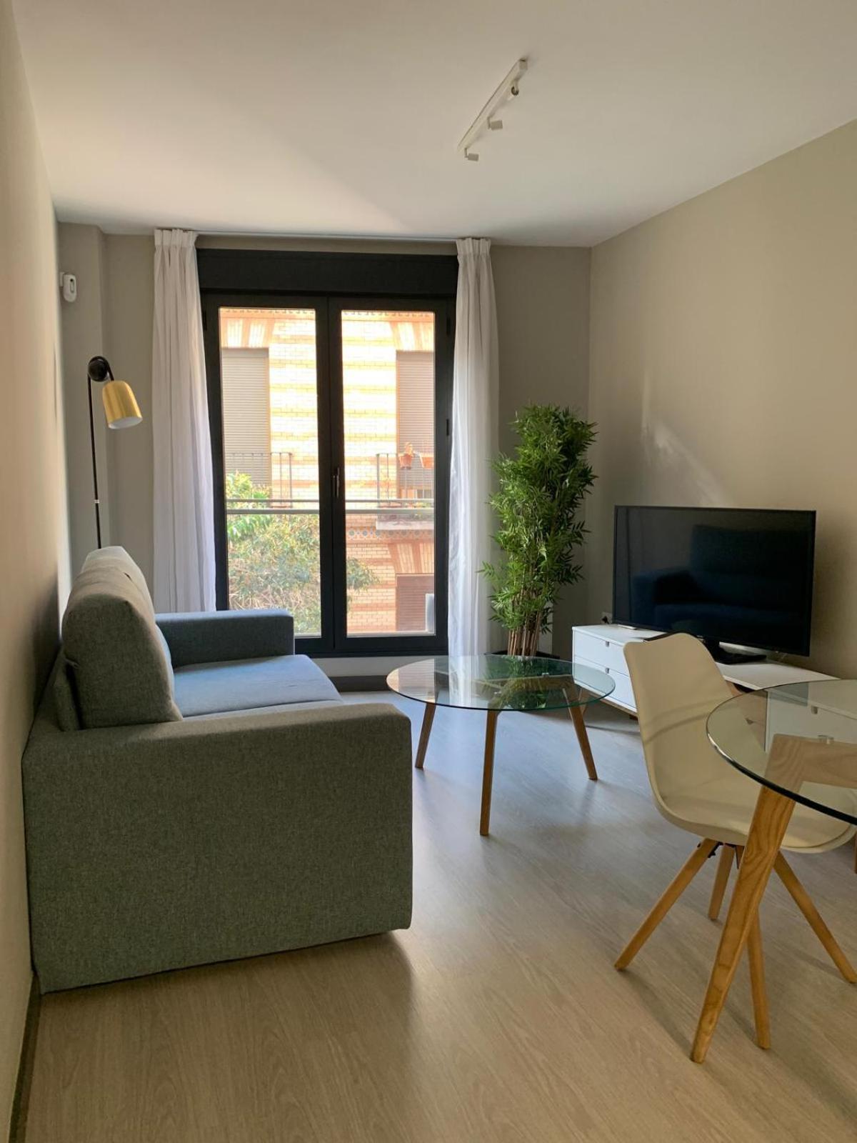 Eh - Apartamentos Heroismo Zaragoza Dış mekan fotoğraf
