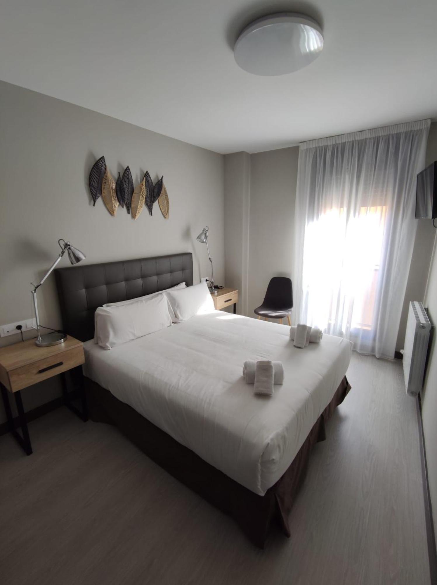 Eh - Apartamentos Heroismo Zaragoza Dış mekan fotoğraf